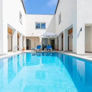 Goldhome - New House With Private Heated Pool, Parking, Wifi, Games Villa Empuriabrava