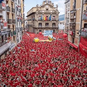 Tourist - Casa Particular Alloggio in famiglia Pamplona